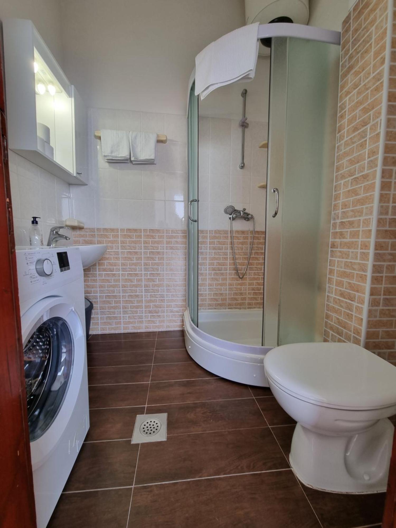 Apartmani Apollo - Drasnice Rom bilde